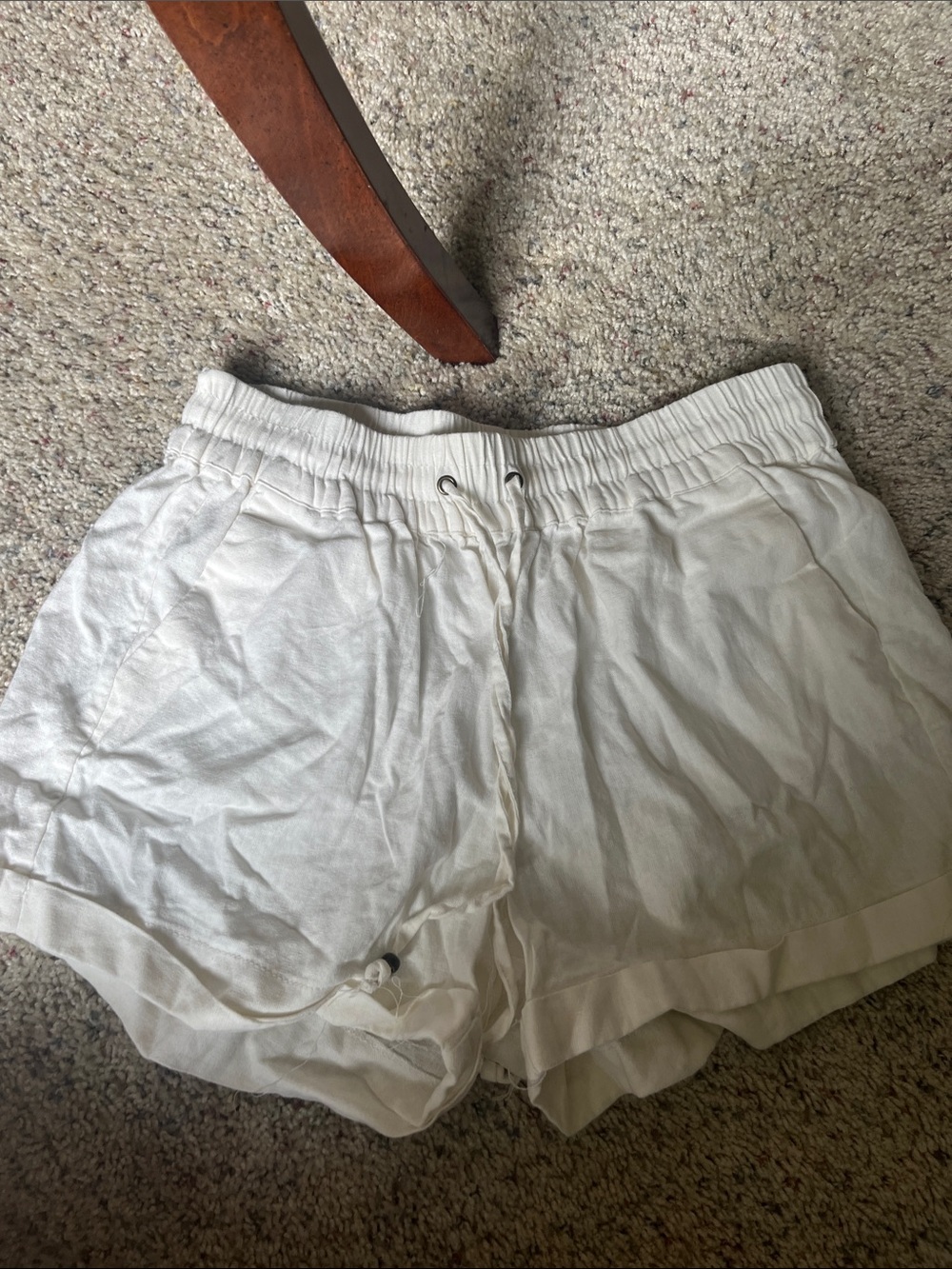 Love Tree White Elastic Drawstring Athletic Shorts